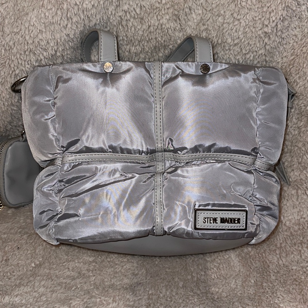 Puffy Grey Steve Madden Crossbody